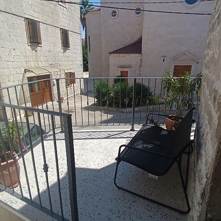 Apartman Oleandar Kastela Exterior photo